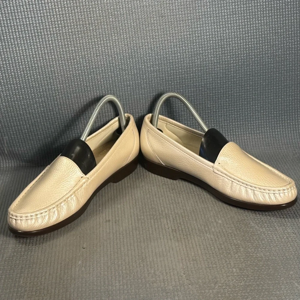 SAS Simplify Slip-On Leather Loafers Women’s Size 8.5 Narrow - Picture 4 of 9